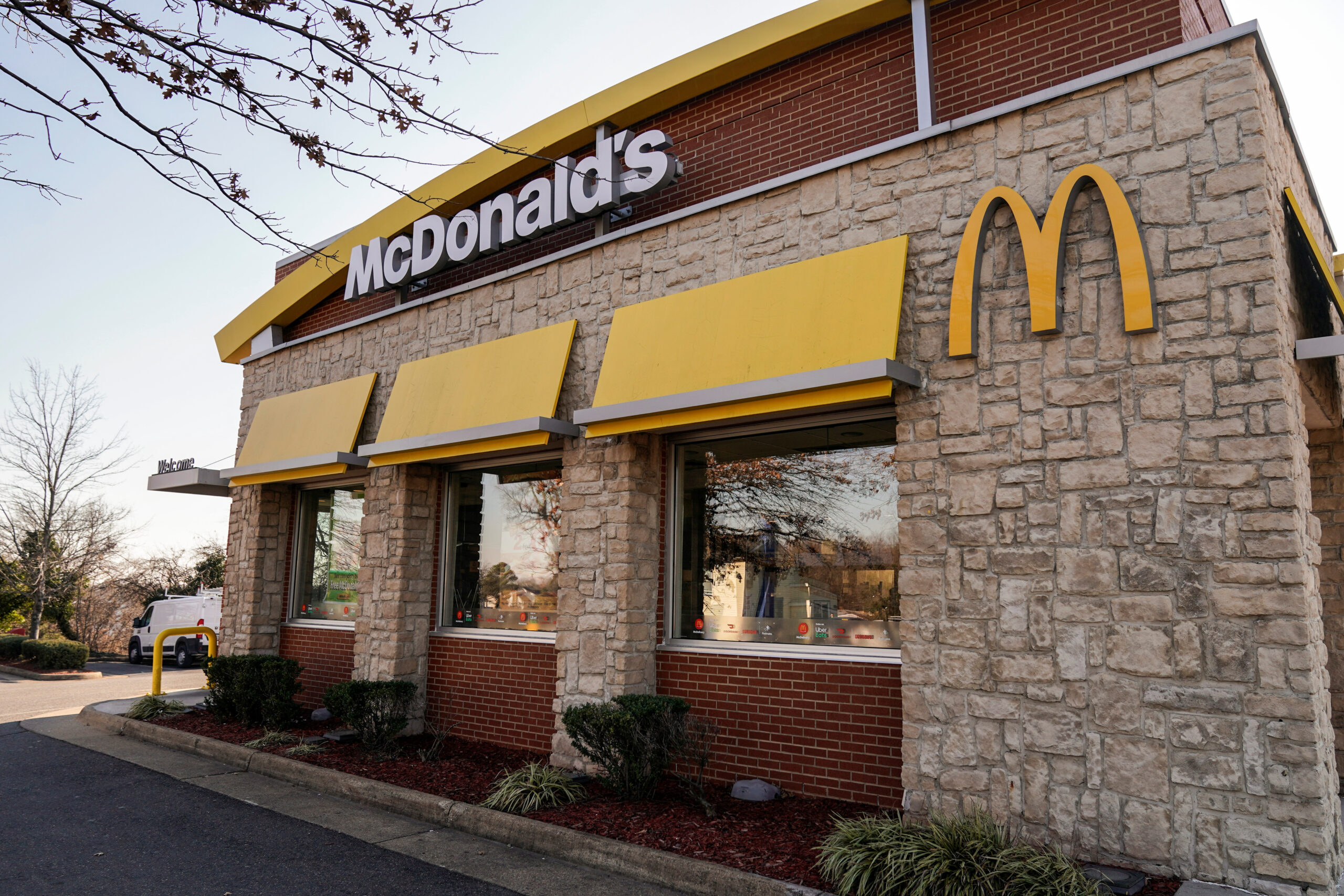 McDonald's Holiday Hours With Near Me Location 2024