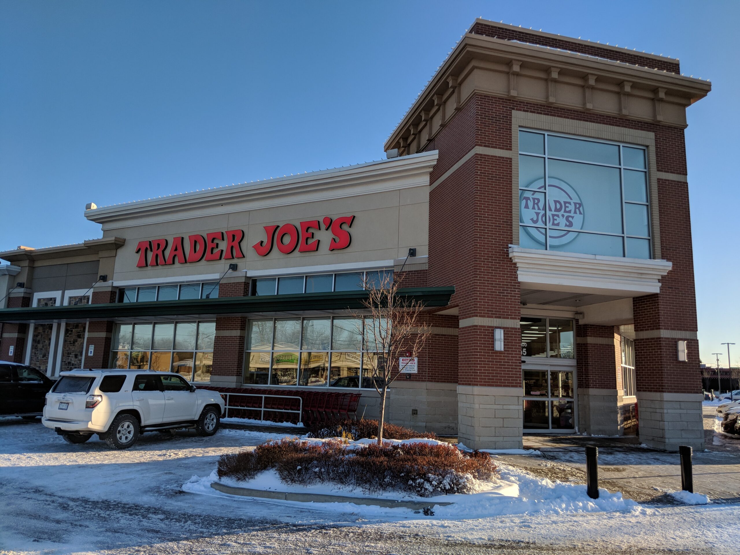 Trader Joe's Holiday Hours With Near Me Location 202