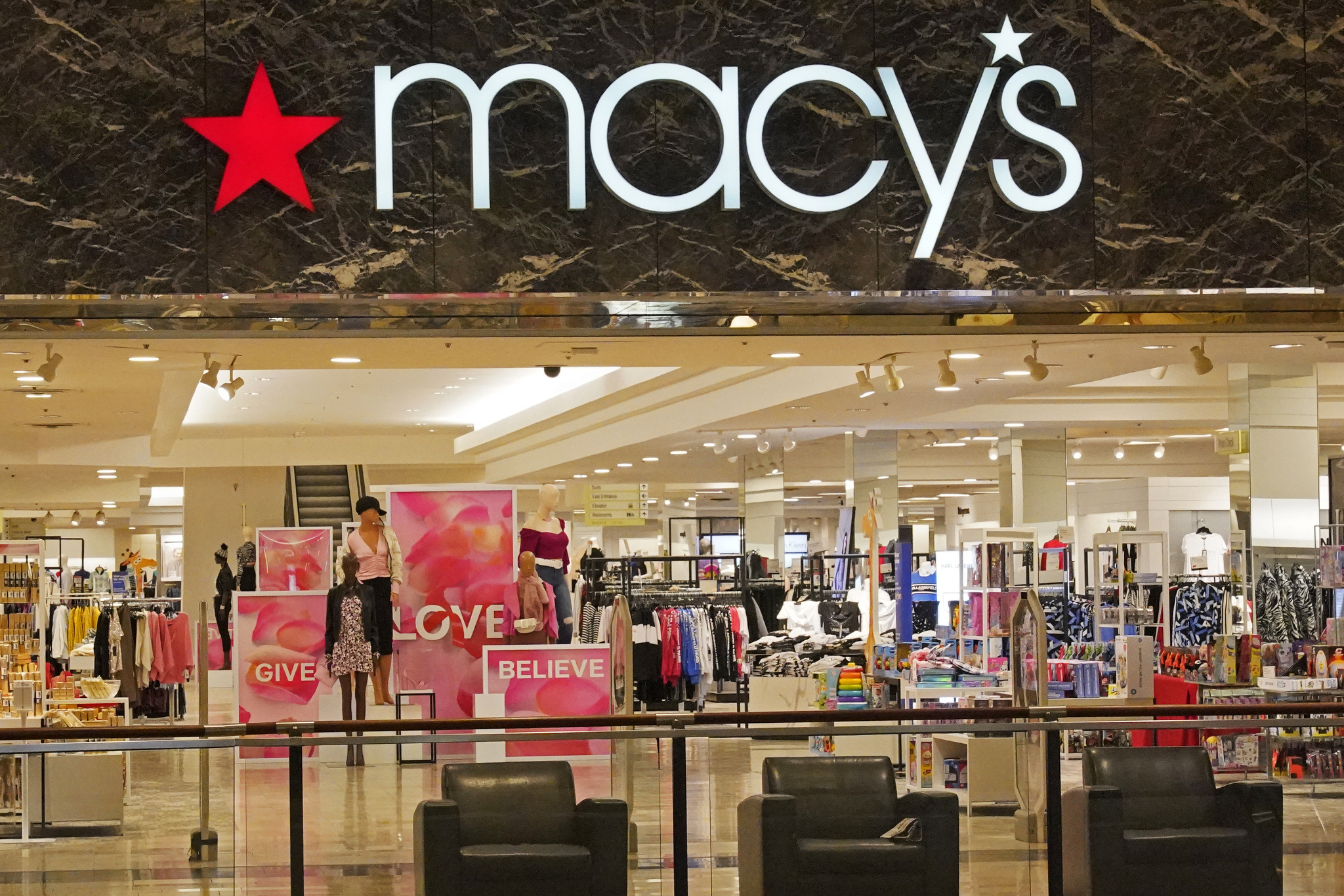 Macy's Holiday Hours